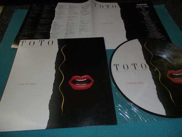 TOTO/ISOLATION アイソレーション 紙ジャケット仕様 Amazon.co.jp