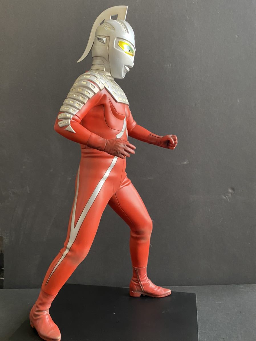海洋堂 メガソフビ ウルトラセブン 電飾改修完成品!(ウルトラセブン