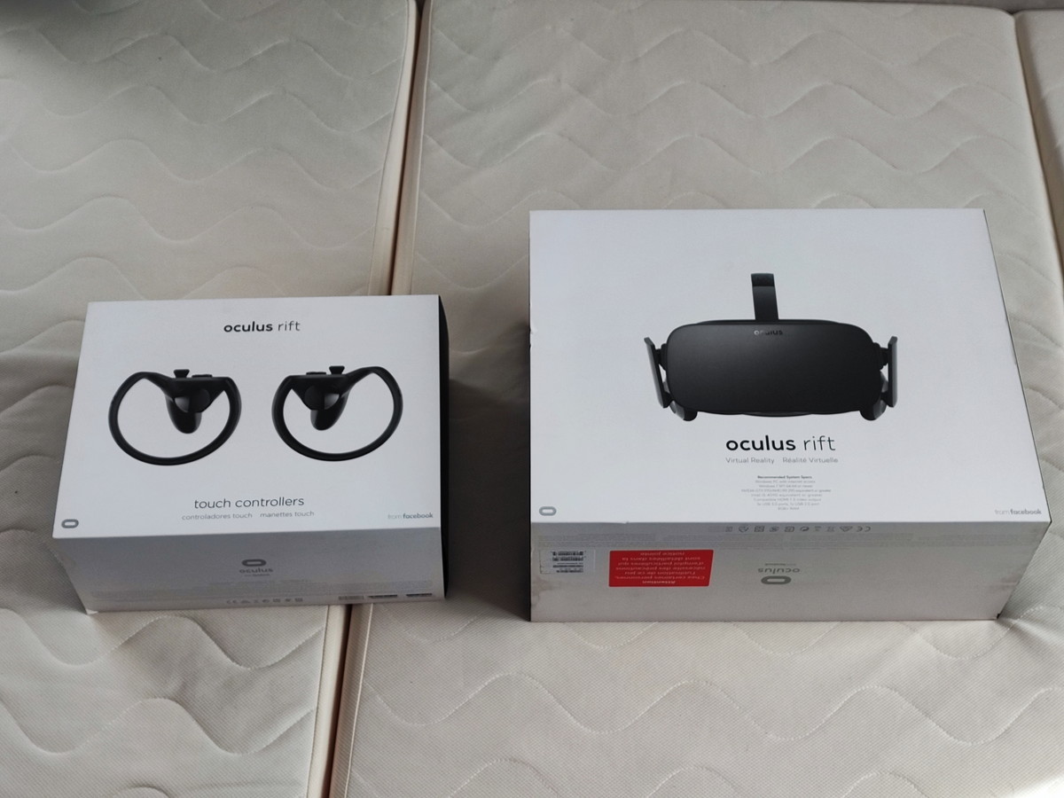 送料込☆ [中古] Oculus Rift CV1 Oculus Touchセット(周辺機器)｜売買  