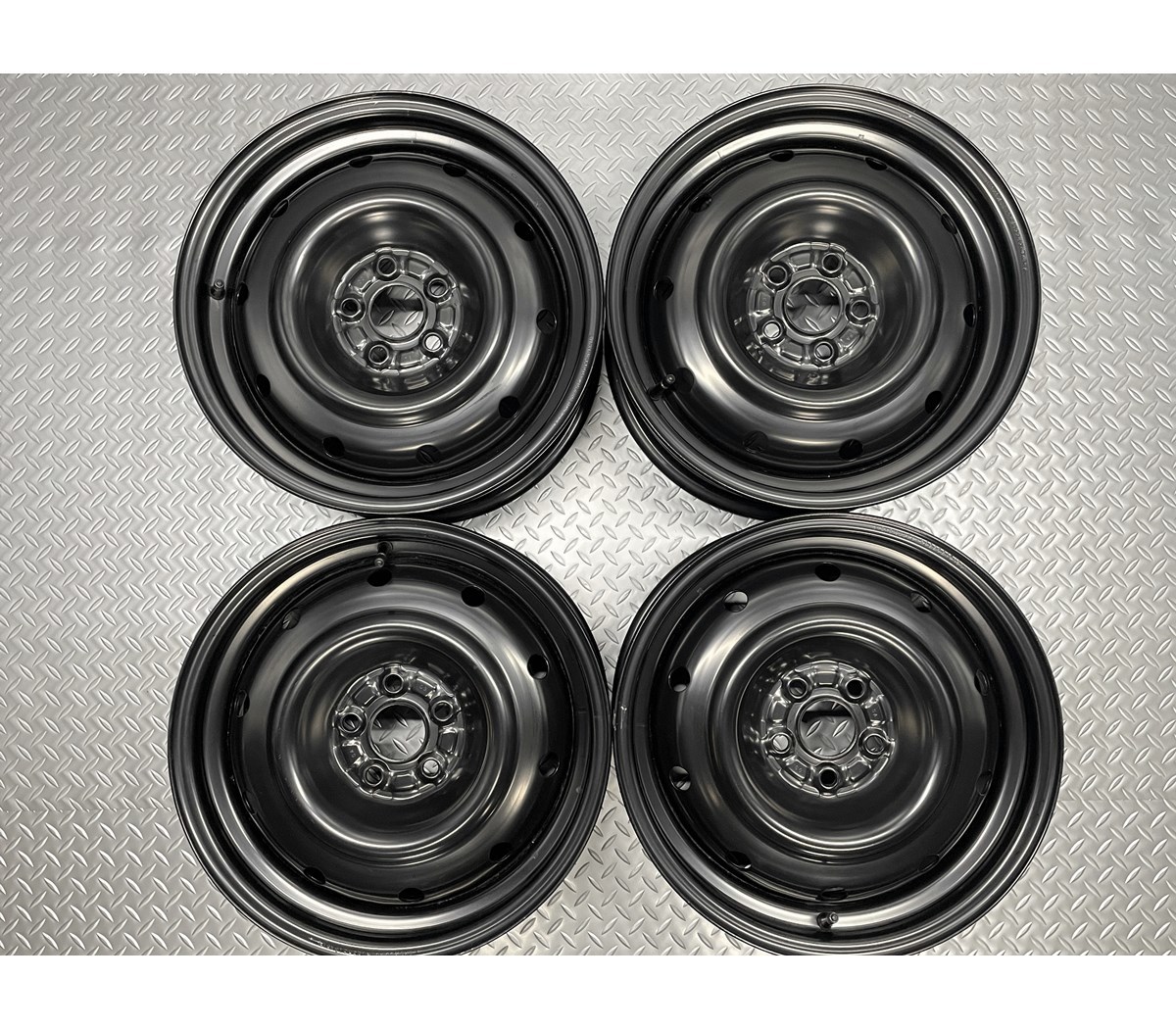 新車外し】GR86 ZN8 純正スチール 16インチ×6.5J PCD100 (22030222 