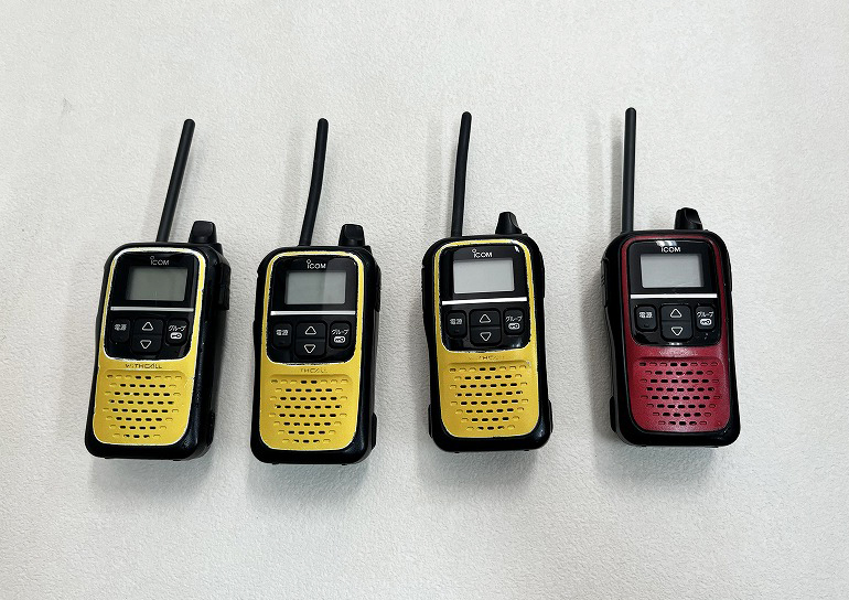 IC-4110 アイコム 特定小電力トランシーバー 4台セット 充電器付き