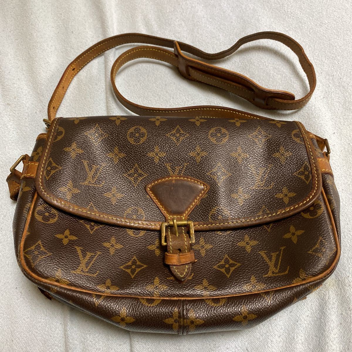 LOUIS VUITTON ソローニュ モノグラム ショルダーバッグ ルイ・ヴィトン 