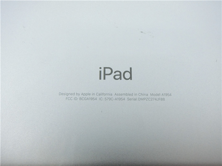 訳あり品 ひび割れがあり ◇Apple◇iPad 第6世代 (A1954) ◇ 32GB Wi