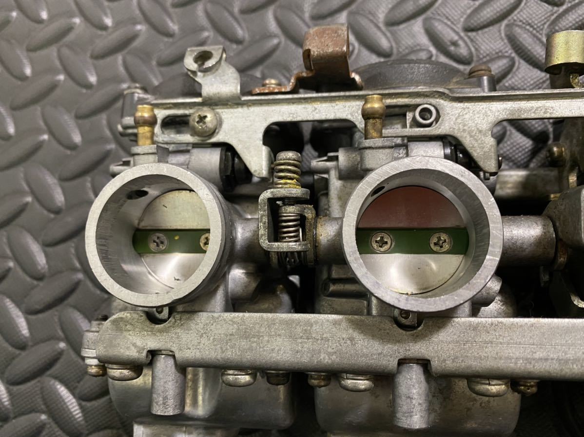 ゼファー400⁄χ 純正キャブインシュレーター(4個セット