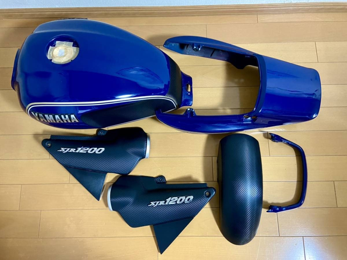 DIY XJR1200 XJR1200外装一式交換 - YouTube ヤマハ 最終 