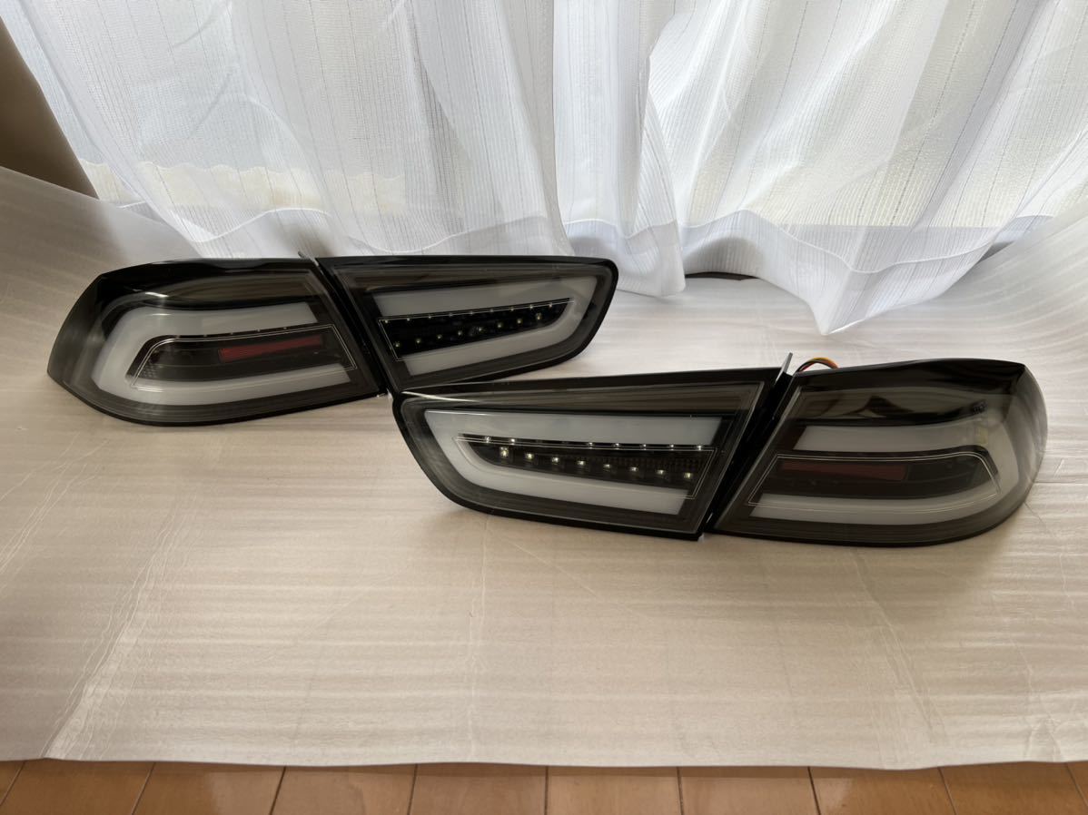 中古】 JUNYAN 三菱 ランサーエボリューションⅩ CZ4A LEDテールランプ