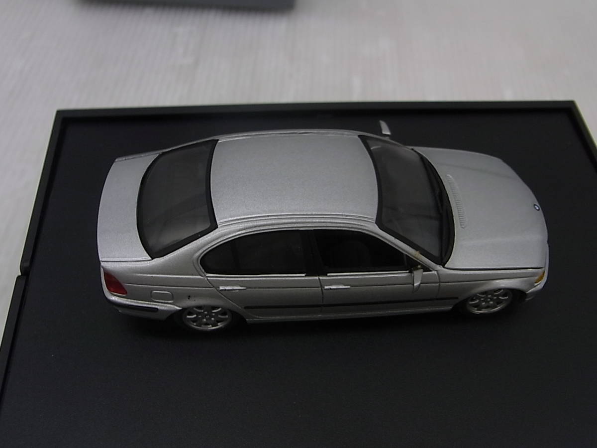 BMW 1/43 3シリーズ セダンE90 ミニカー 3er reihe1 シュコー/schuco