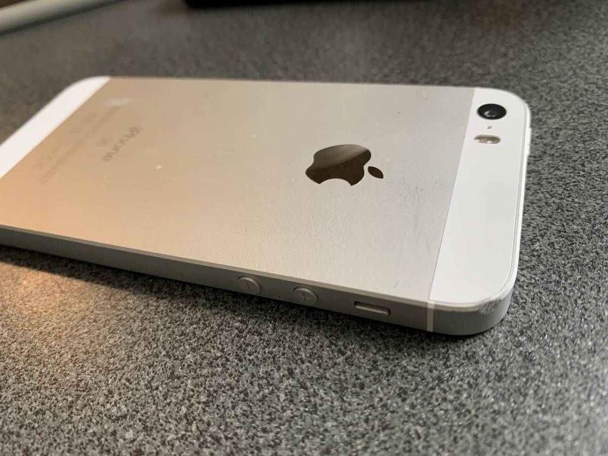 32GB SE iPhone softbank 1円～ mobileロック解除SIM Apple iPhone SE シルバー MP832J/A 32GB Simフリー
