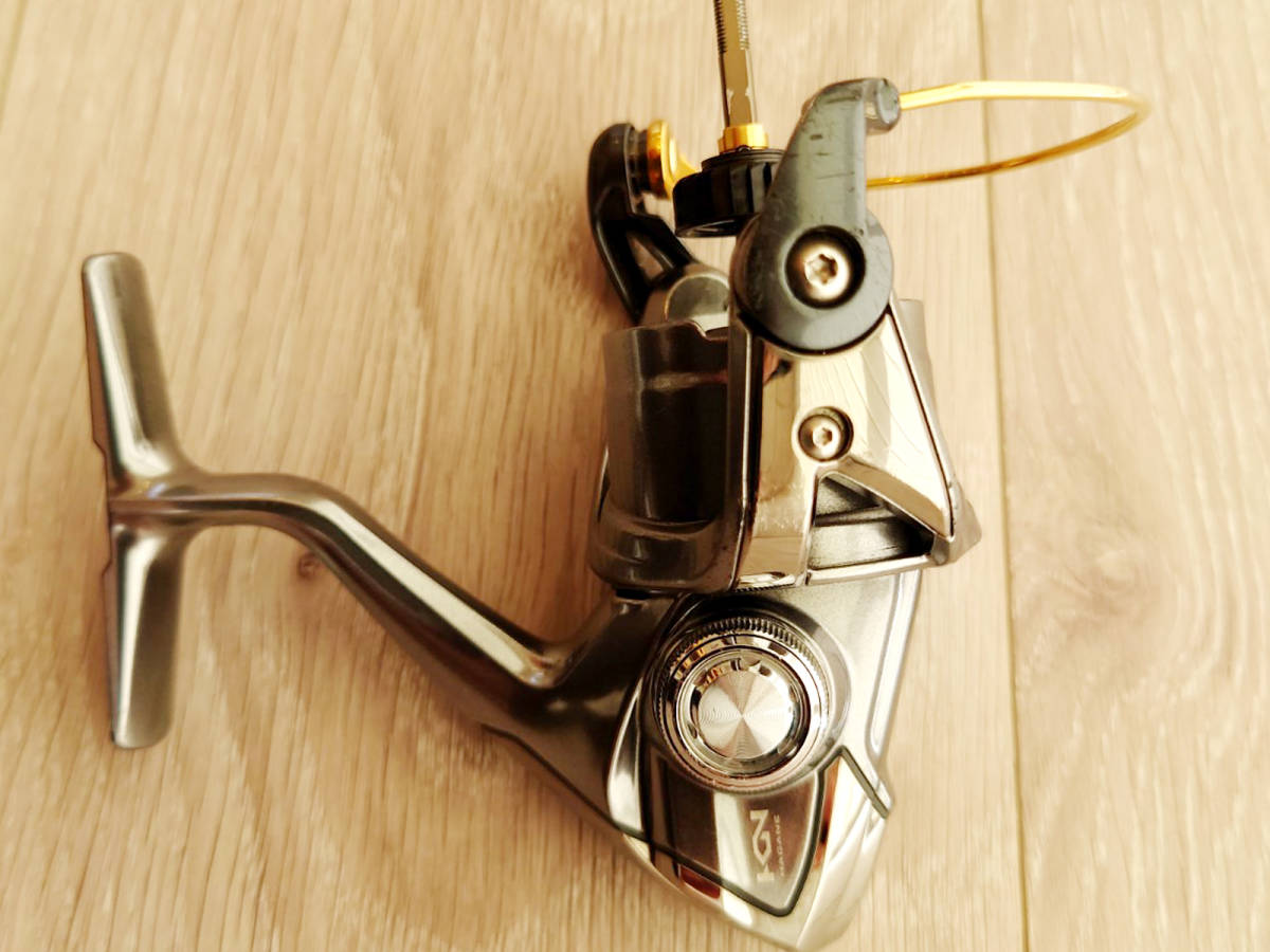 お買い得，2025 16ヴァンキッシュ C3000SDH ボディのみ シマノ SHIMANO