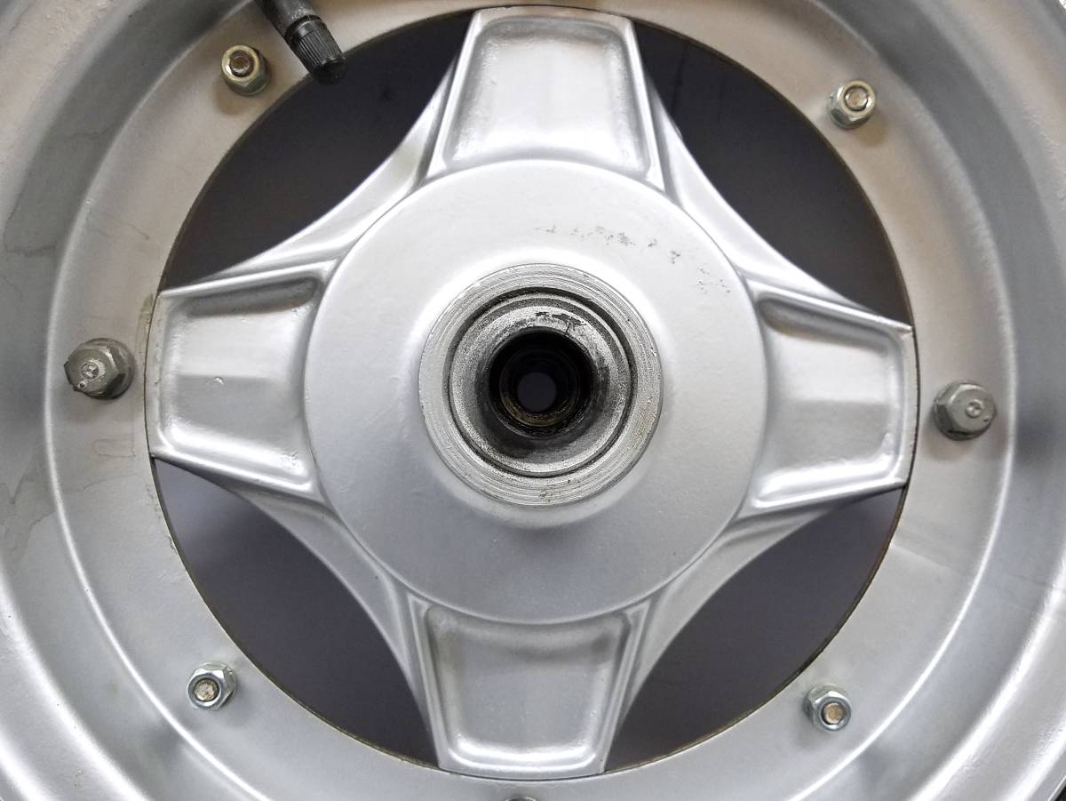 ホンダ ダックス ST70 純正 フロントホイール ハブ パネル フロント