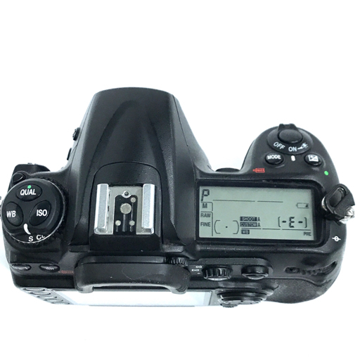 Nikon D300 AF NIKKOR 70-300mm 1:4-5.6 D 28-80mm 1:3.5-5.6 D
