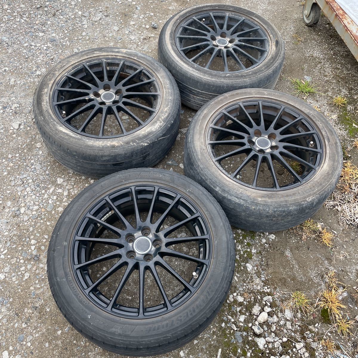 エクシーガ 215⁄50R17 ウィッシュ 取付対象レガシィB4 EC204