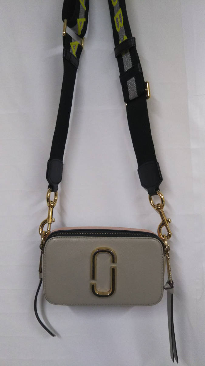 MARCJACOBS マーク・ジェイコブス ザ・スナップショットショルダーバッグ ベージュ M0014146 スナップショット MARC マークジェイコブス クラッチ チェーン マーク