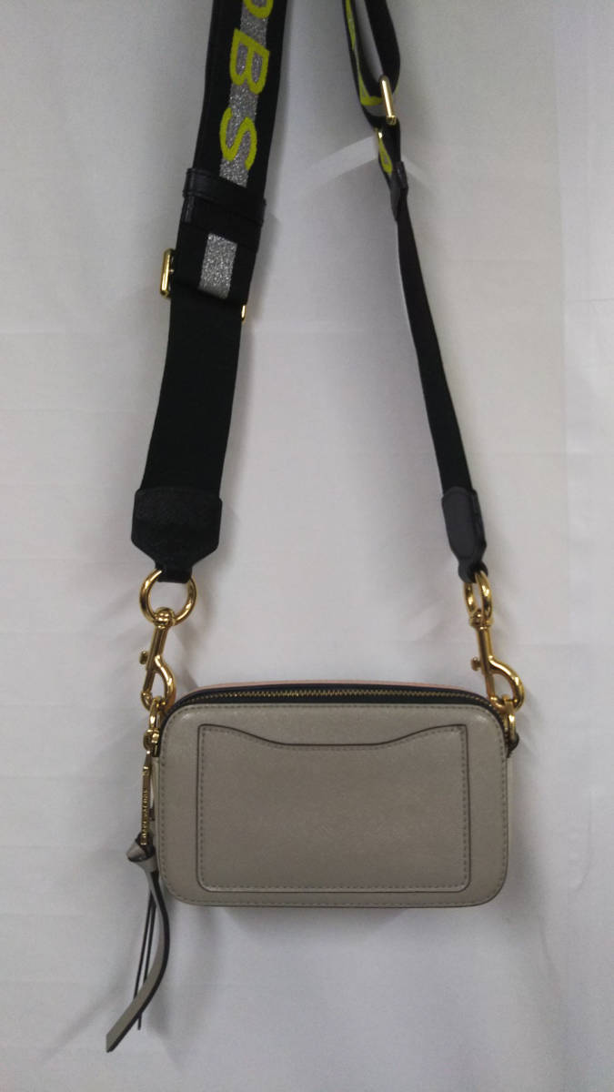 MARCJACOBS マーク・ジェイコブス ザ・スナップショットショルダーバッグ ベージュ M0014146 スナップショット MARC マークジェイコブス クラッチ チェーン マーク