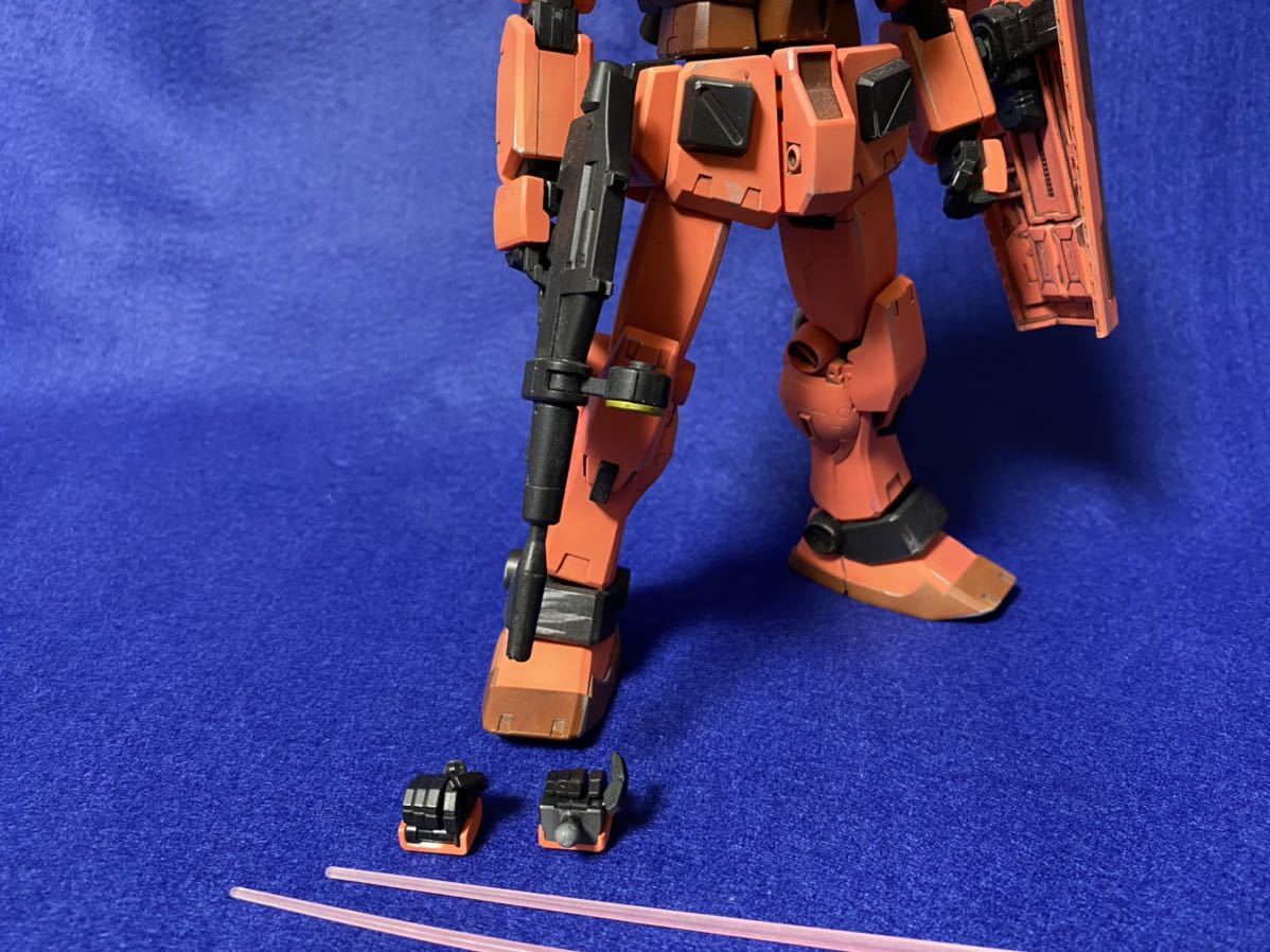 バンダイ MG 1/100 RX-78-2 ガンダム ver.Ka 塗装済完成品 キャスバル仕様カラー_5