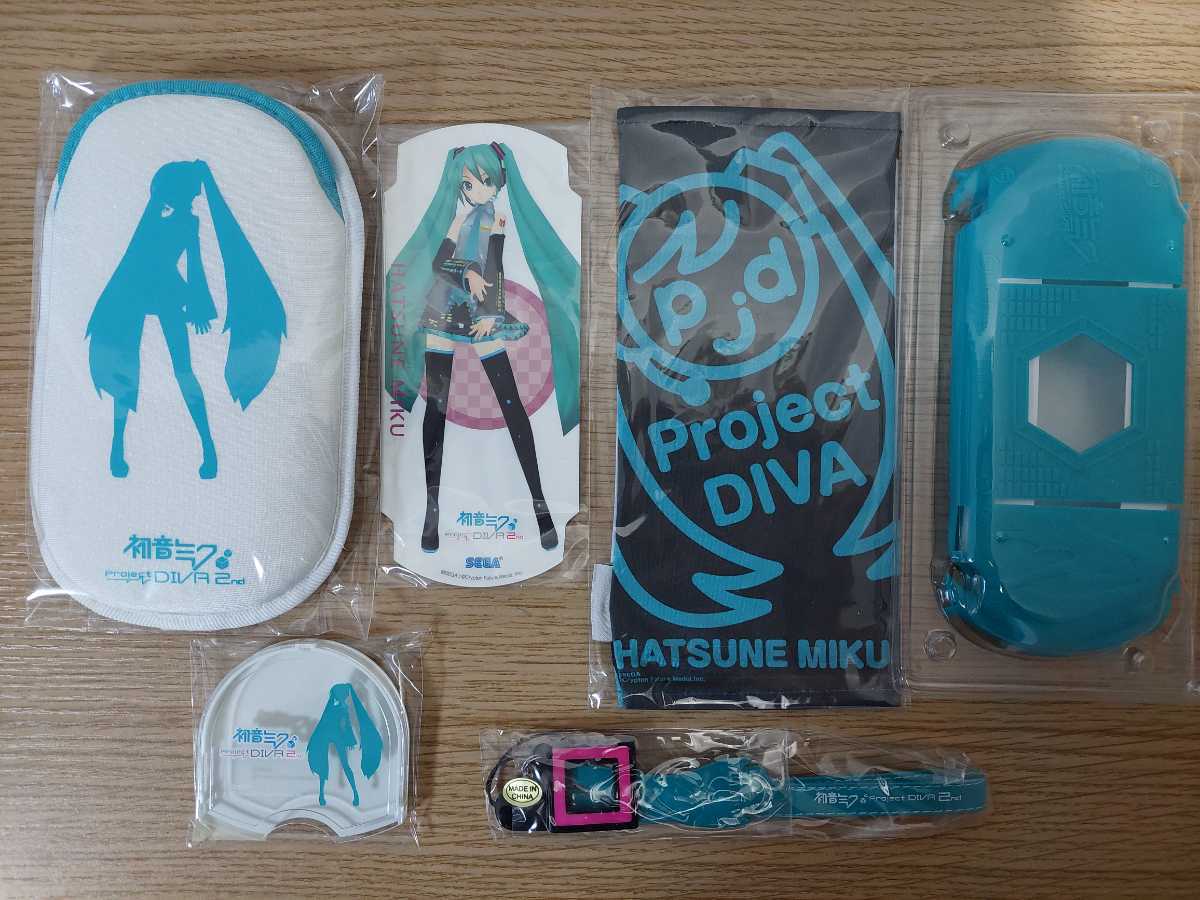 PSP本体 初音ミク project DIVA 2nd いっぱいパック+ソフト3枚セット