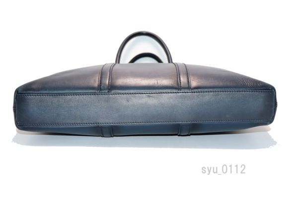 近年モデル希少美中古□LOUIS VUITTON キュイールオンブレ PDV レザー