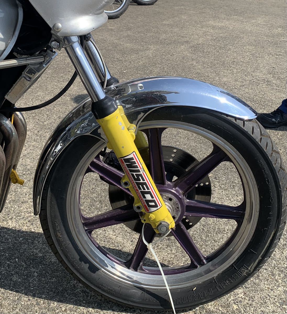 Z1キャストホイール レスター カワサキ Z1・Z2・KZ レスター19インチキャストホイール カワサキ Z1