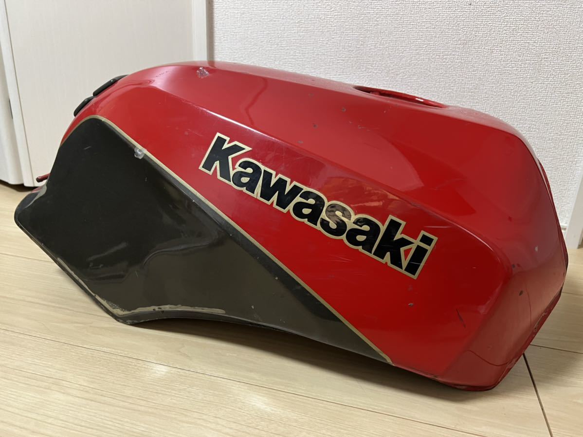 GPZ900R 純正タンク ジャンク 補修ベースに gpz900r ジャンク ガソリン 