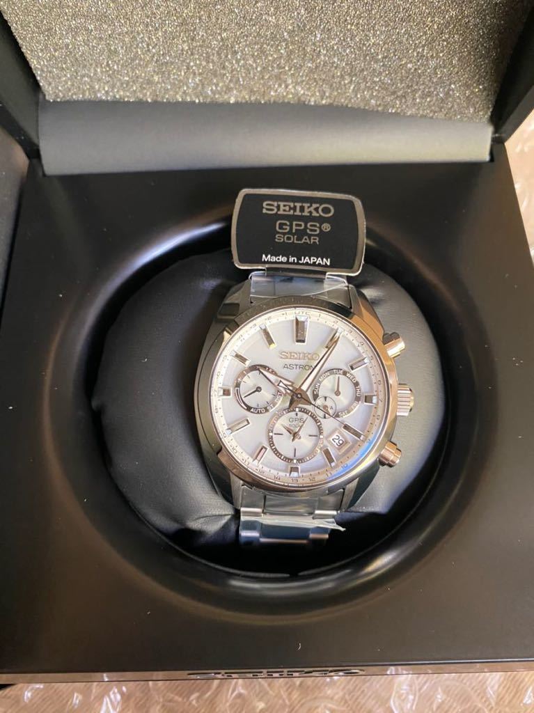 新品 SEIKO アストロン sbxc047 ソーラー電波 シルバー 白 ホワイト 箱