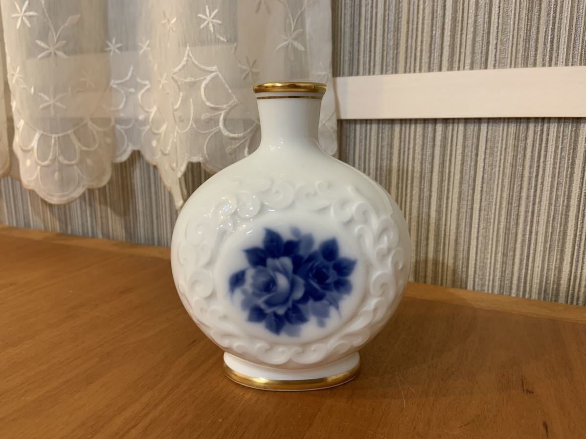 美品】大倉陶園 OKURA ブルーローズ 花瓶 一輪挿 花器 花入 フラワー