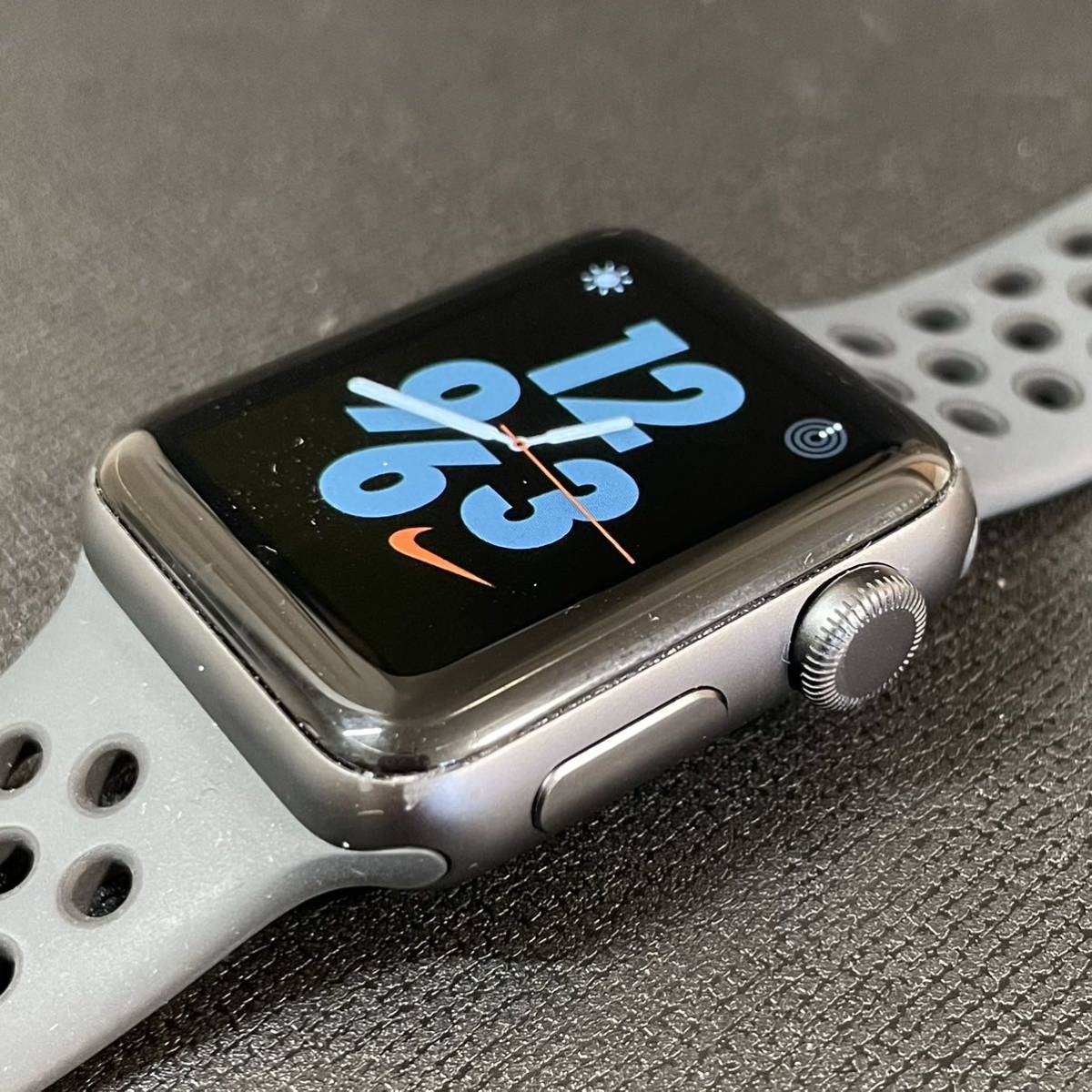 Apple Watch Series 3 Nike 38mm バッテリー97% Apple Watch 38mm mm