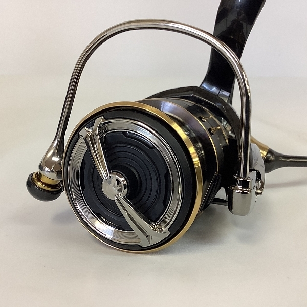 DAIWA ダイワ バリスティック fw lt 2500s-c 中古を2年前に購入して