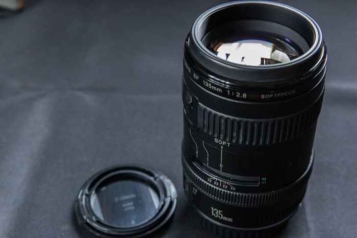 大阪売筋品 Canon EF135mm F2.8 SOFTFOCUS USED