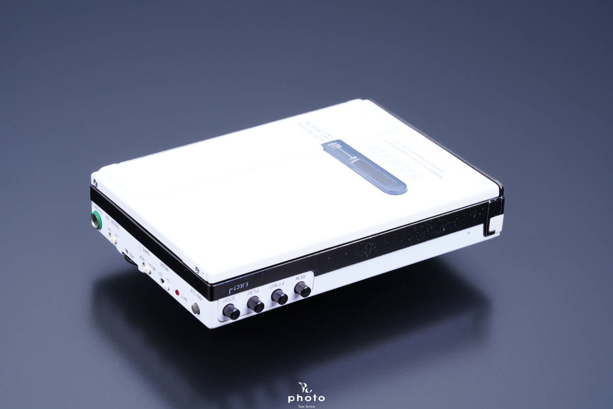 ☆極美品・動作x☆ SANYO サンヨー ポータブルカセットプレーヤー JJ