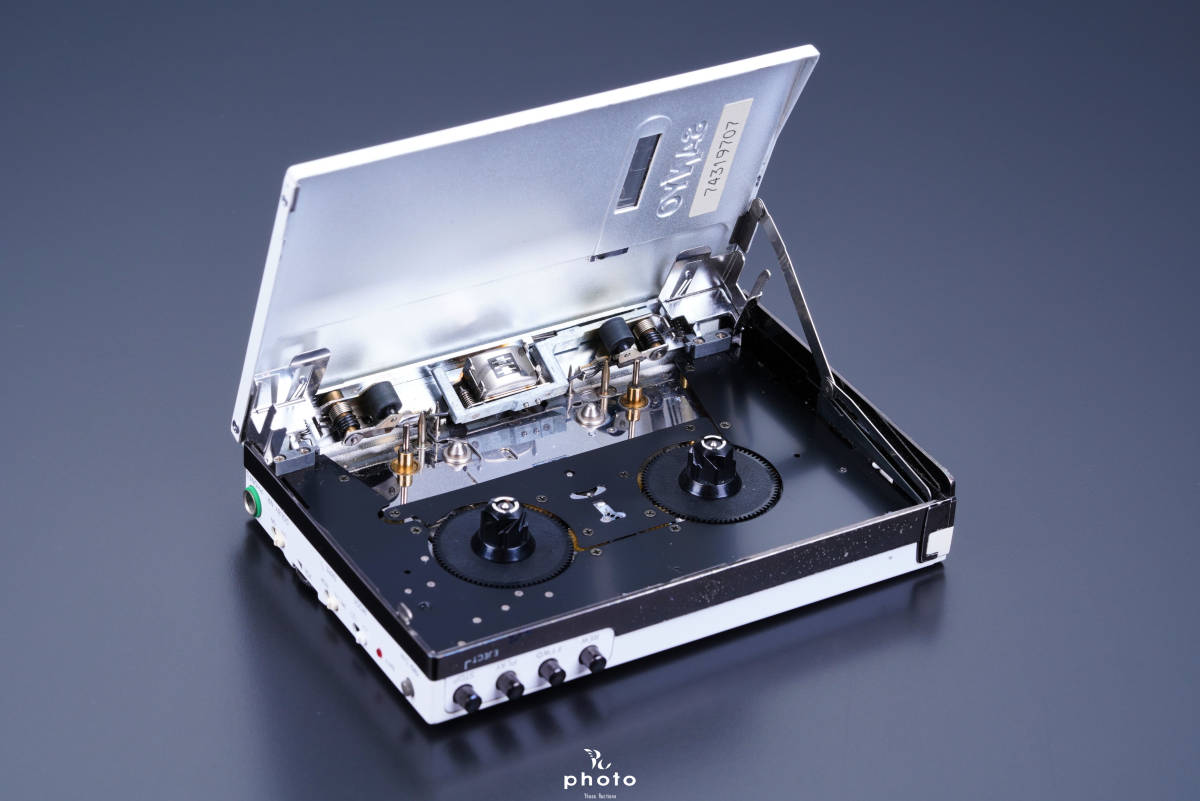 ☆極美品・動作x☆ SANYO サンヨー ポータブルカセットプレーヤー JJ