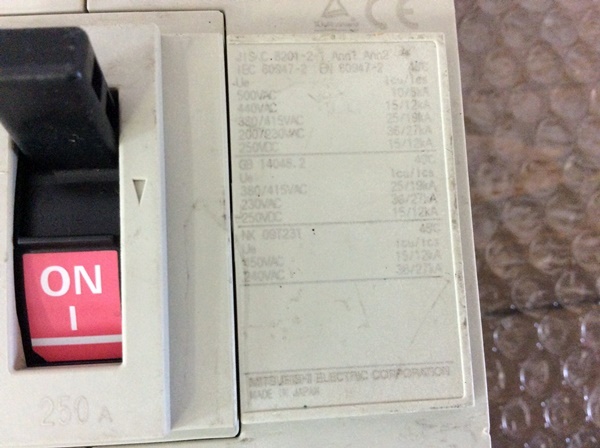 TH-3815】中古 三菱 MITSUBISHI ノーヒューズブレーカ NF250-CV 3P 250A