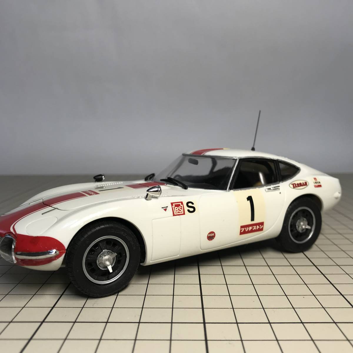 ハセガワ 1/24 トヨタ2000GT 完成品 【公式通販】