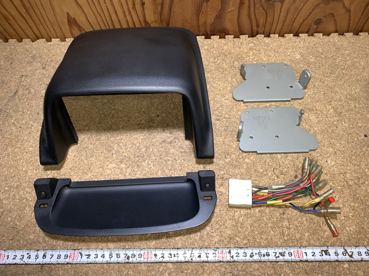 希少 スバル フォレスター SG5 SG9 純正 ナビパネル オーディオパネル 希少 スバル フォレスター SG5 SG9 純正 ナビパネル オーディオパネル