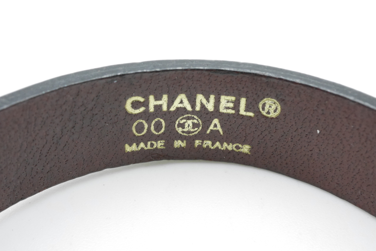 ブレスレット CHANEL シャネル ロゴ ロゴプレート プレート レザー 