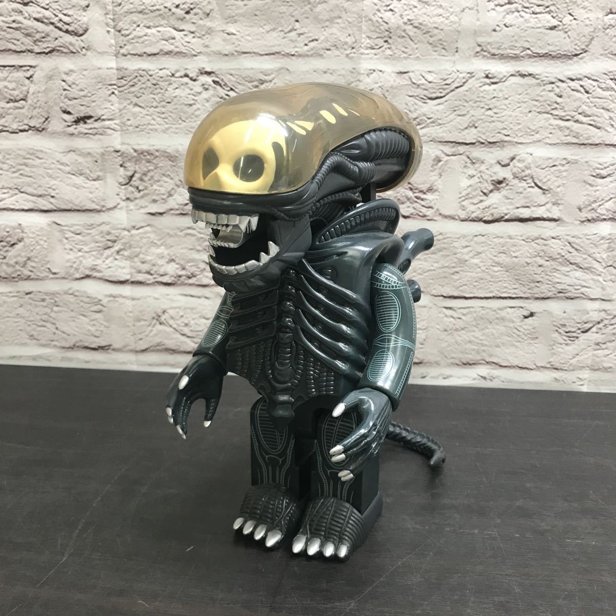 s70415-7835 KUBRICK エイリアン 400% ALIEN キューブリック