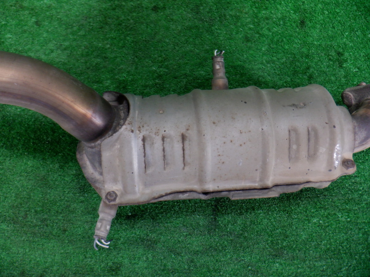 フィット GD1 触媒 キャタライザー センサー2ヶタイプ L13A GD1 フィット L13A 触媒 フロントパイプ 2センサータイプ 【公式通販】