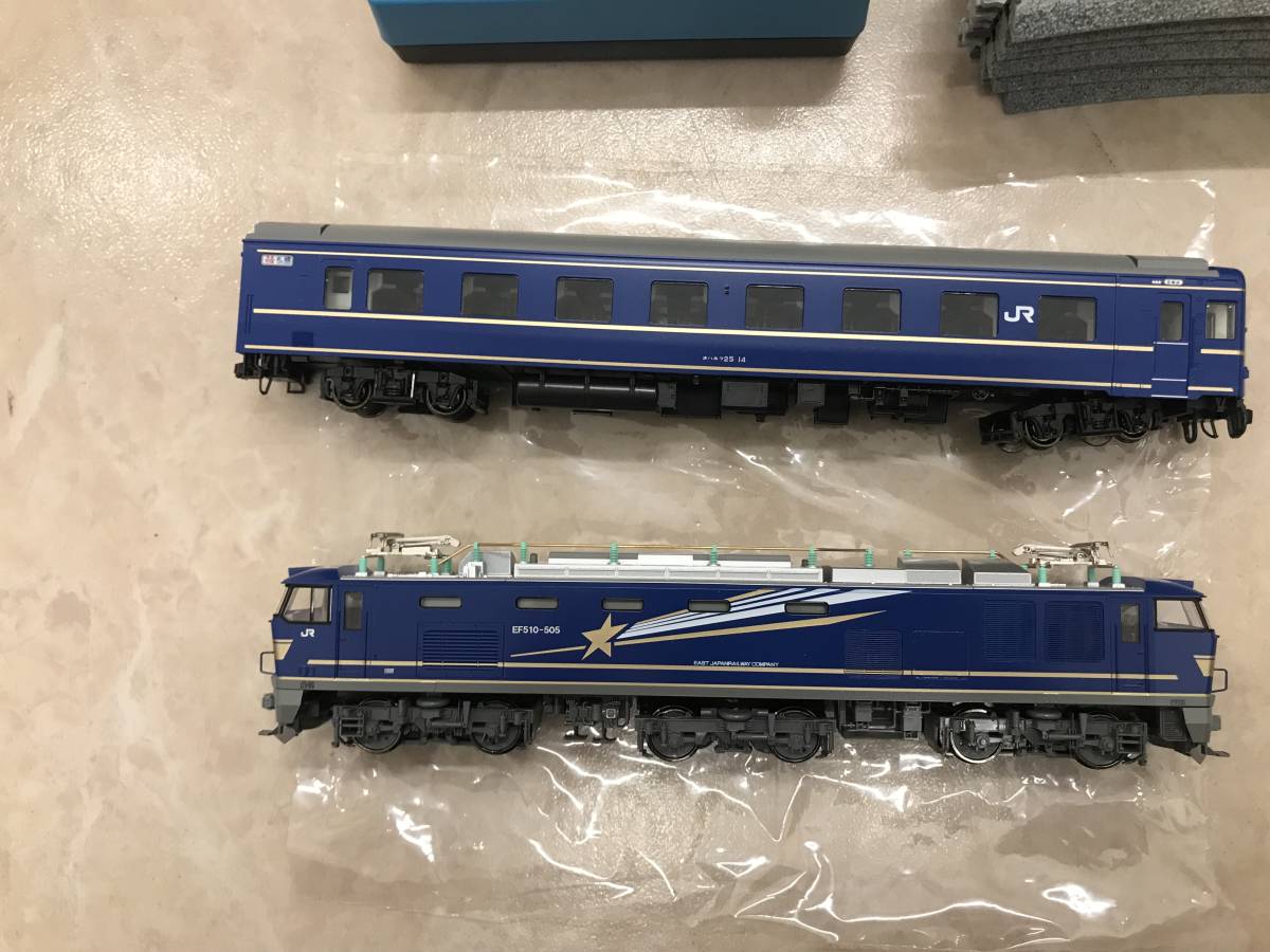 期間限定価格:KATO HOゲージ 北斗星EF510 スターターセット3-002 KATO 3-002 EF510寝台特急スターターセット HOゲージ | 鉄道模型