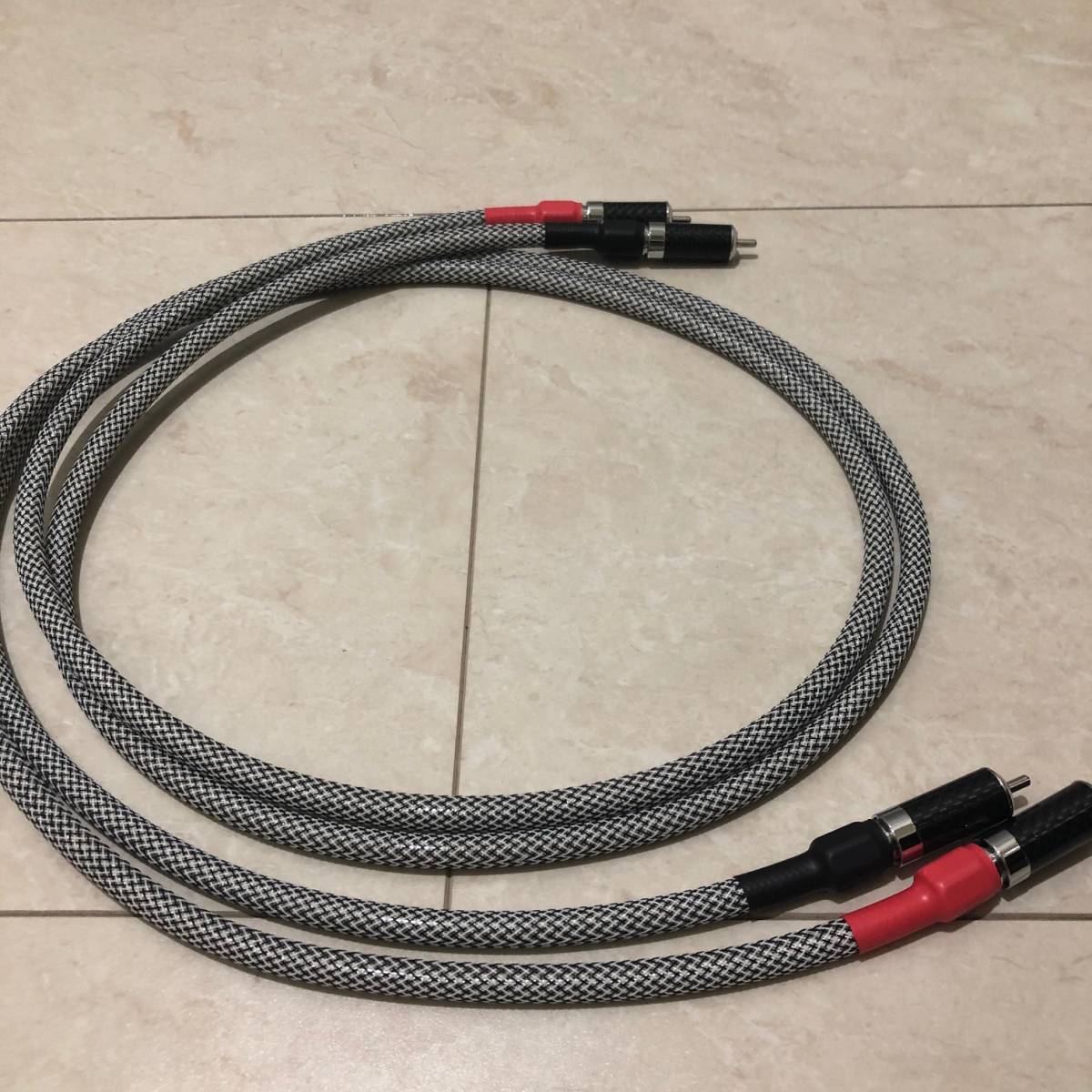 【高品質，大得価】 QED Spec 銀メッキ 高純度の無酸素銅99.999%OFC使用 RCAケーブル 1.5mペア(RCAケーブル)｜売買されたオークション情報、yahooの商品情報をアーカイブ公開 - オークファン RCAケーブル