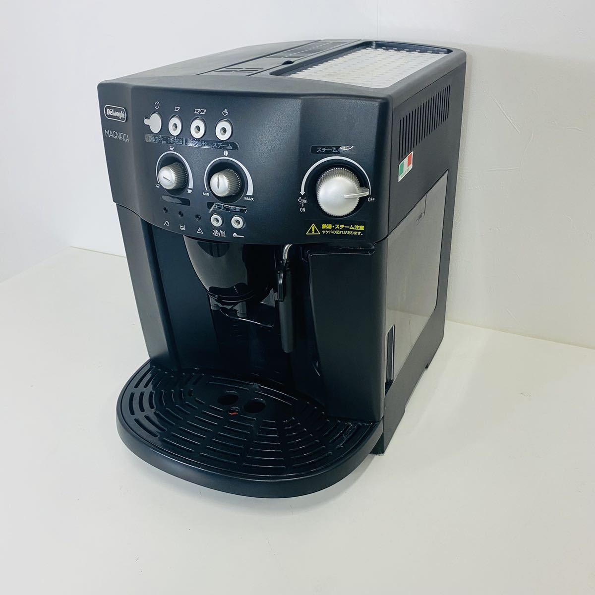  デロンギ DeLonghi コーヒーマシン エスプレッソマシン マグニフィカ ESAM1000SJ(エスプレッソマシン)｜売買されたオークション情報、yahooの商品情報をアーカイブ公開 - オークファン エスプレッソマシン