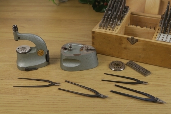 BOLEY 甚だしい STAKING TOOL ボーレー タガネ ポンス台 時計用工具 