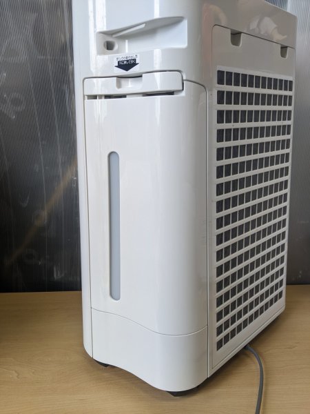 中古】SHARP KC-J50-W 加湿空気清浄機 説明書、お試しプレフィルター