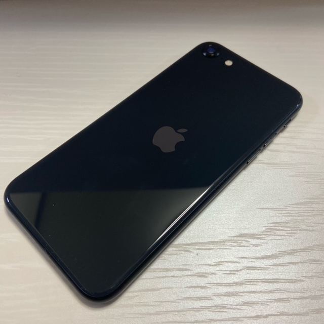 ★【19407WM】 完動品 docomo iPhone SE2 128GB MXD02J/A ブラック SIMロック解除済