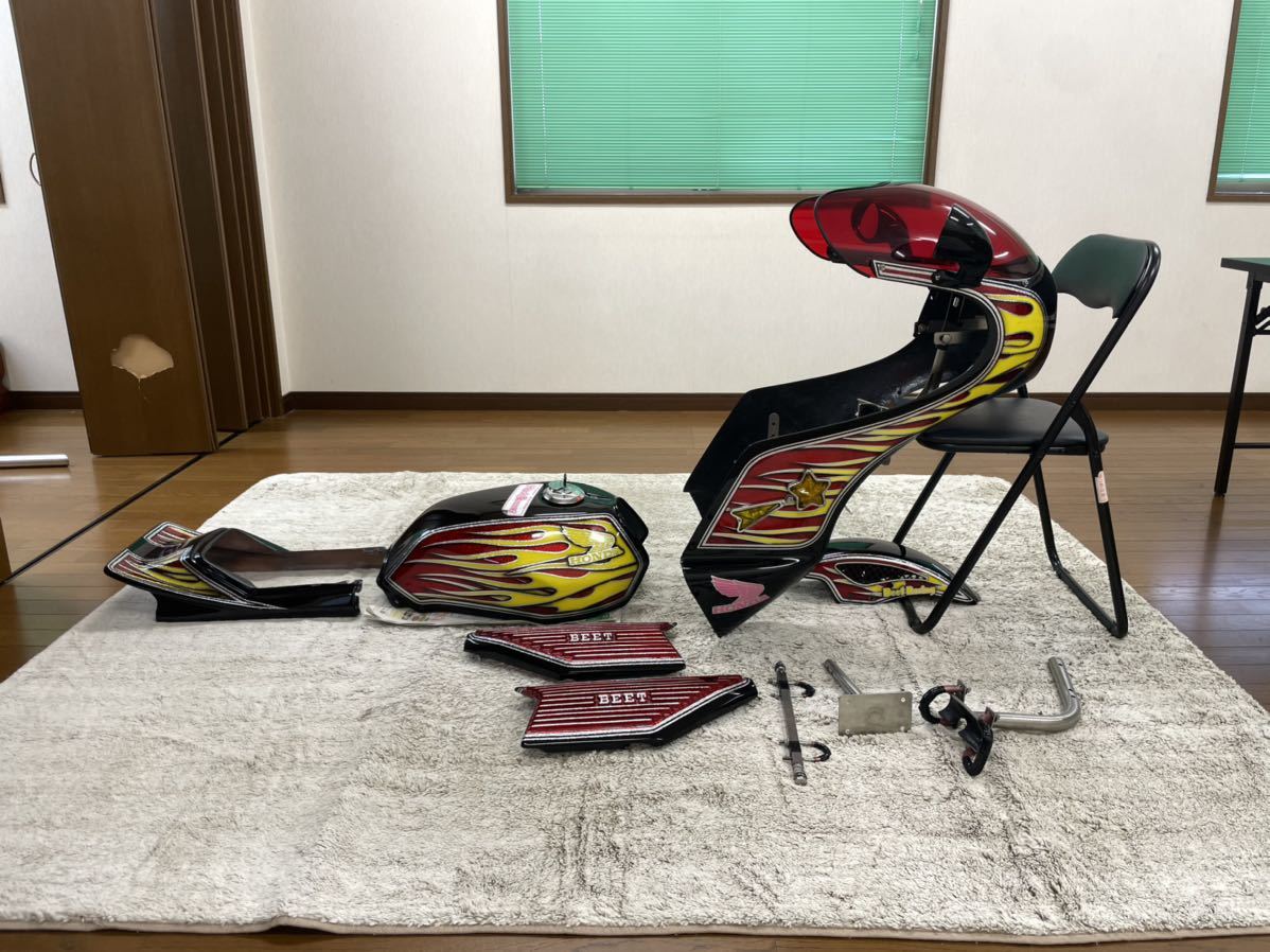 CBX400F 外装セット 黒赤 サイドカバー 当時物 ロケットカウル ビート 