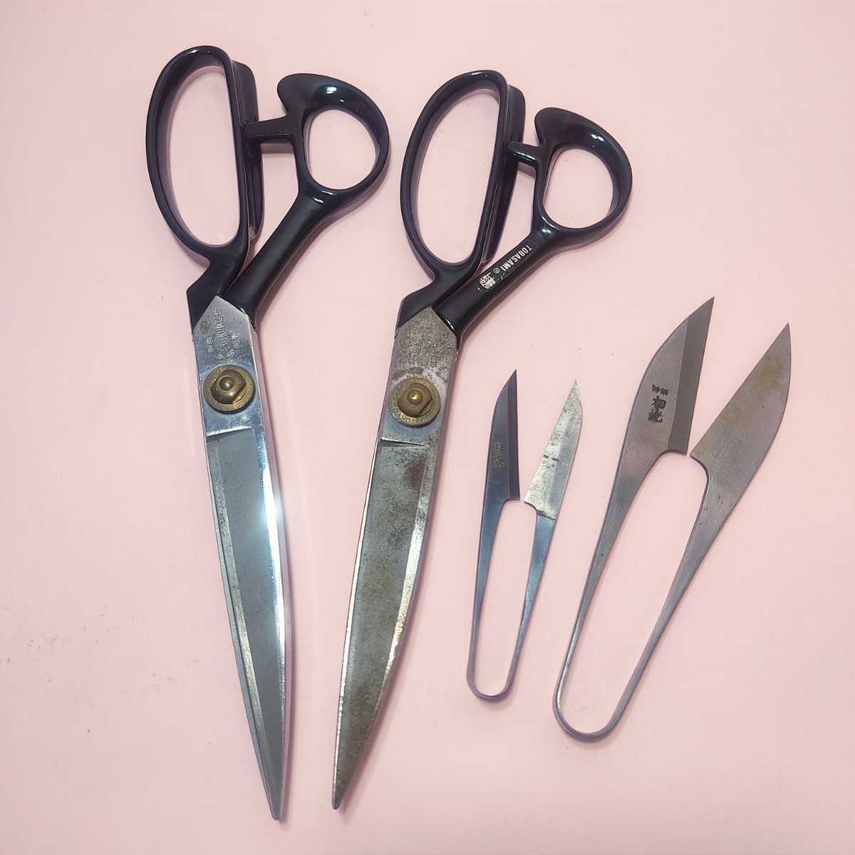  東鋏 庄三郎/初光 裁ち鋏 ハサミ 糸切りばさみ 4点おまとめ 保管品 ジャンク品(裁縫道具)｜売買されたオークション情報、yahooの商品情報をアーカイブ公開 - オークファン 裁縫道具