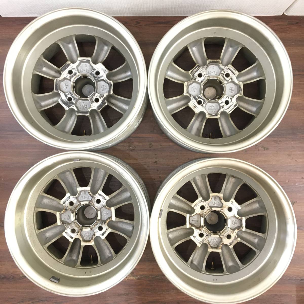 札幌発 RSワタナベ ホイール A/B 14インチ×7J センターキャップ付き 4 