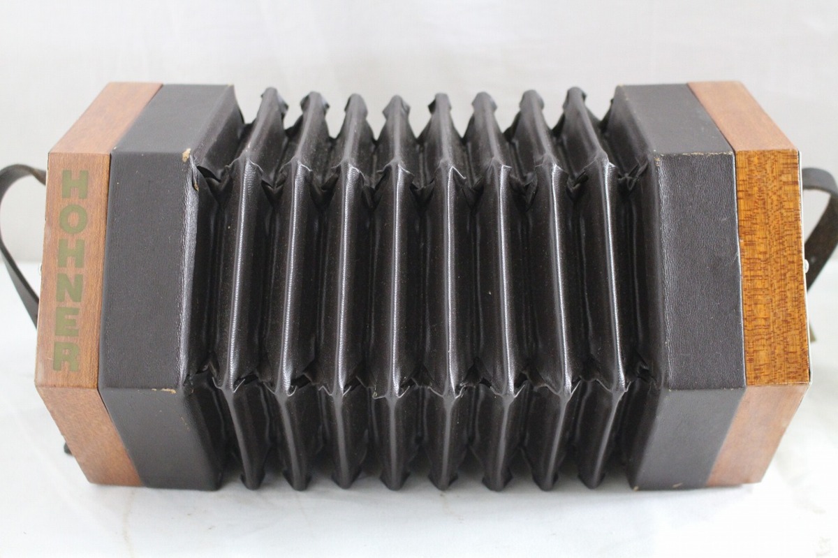 8sP03558E】☆HOHNER☆ホーナー☆コンサーティーナ☆アコーディオン