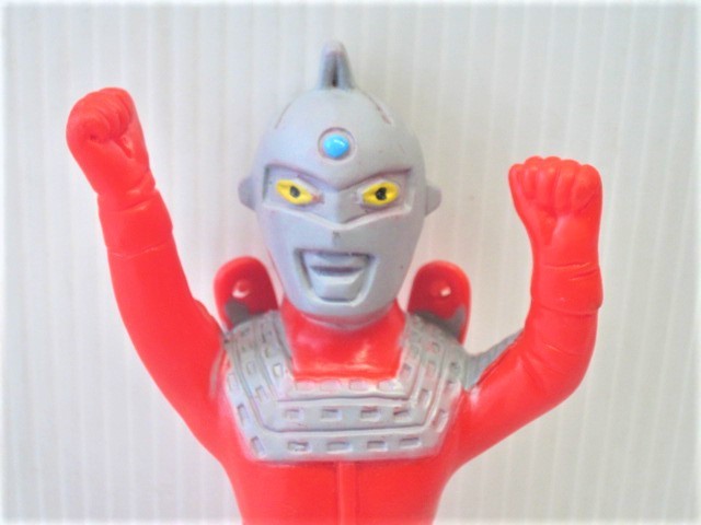 希少品！ 大里玩具製 ウルトラセブン ミドルサイズソフビ 17cm 