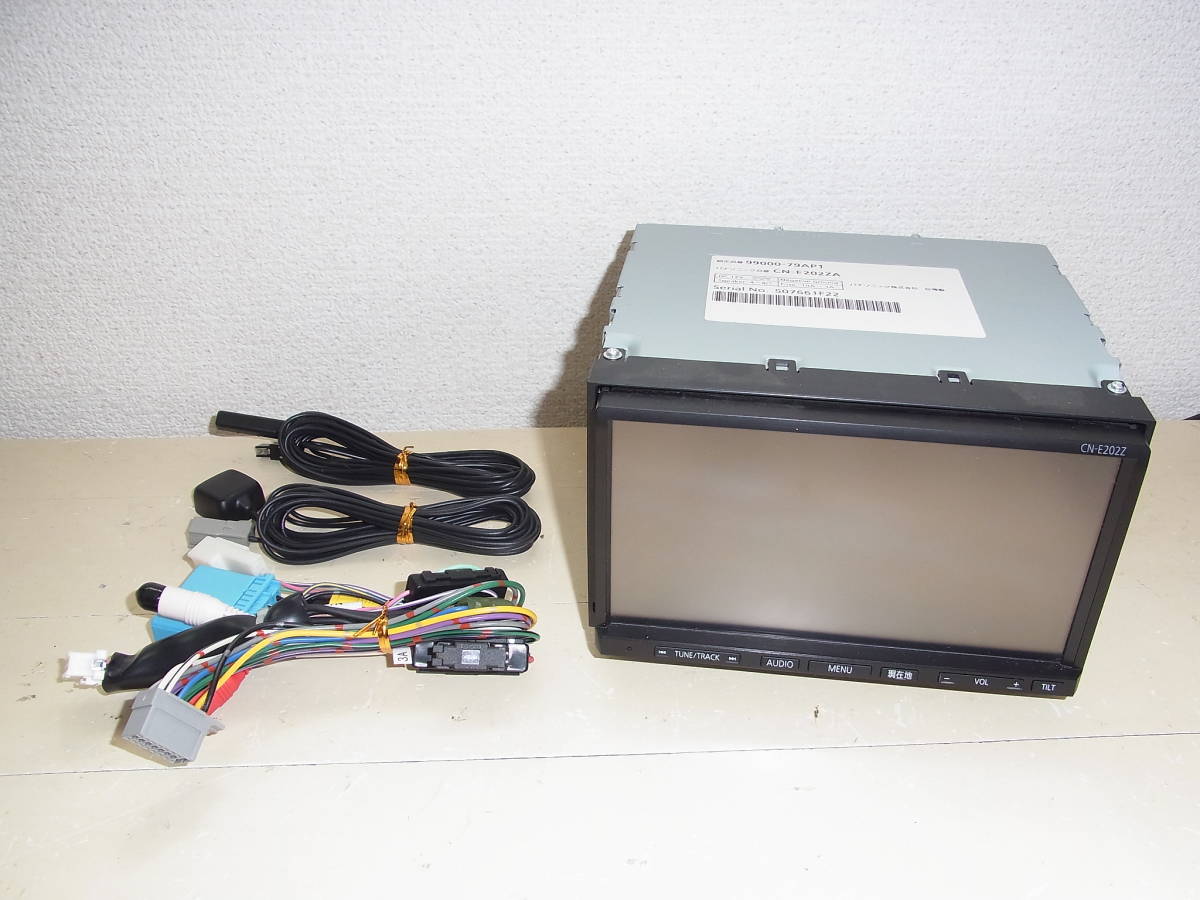 定番，人気 動作良好!!スズキ純正 CN-E202ZA 99000-79AP1 地図データ