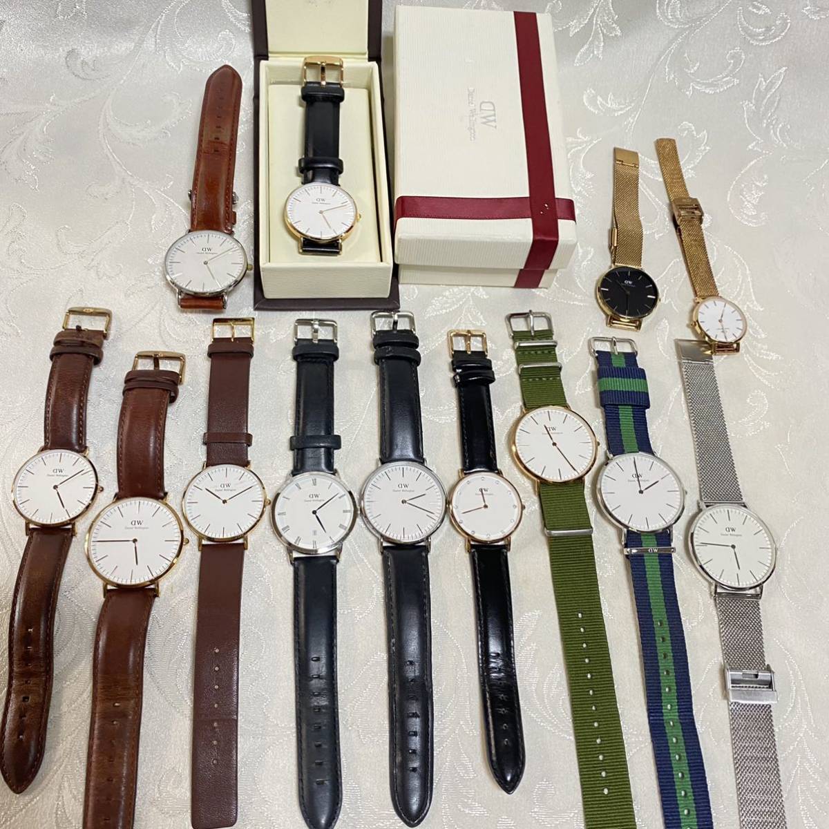 腕時計daniel Wellington ダニエルウェリントン メンズ レディース 13個 まとめ 腕時計 クオーツ ビンテージ ジャンク扱い その他 売買されたオークション情報 Yahooの商品情報をアーカイブ公開 オークファン Aucfan Com