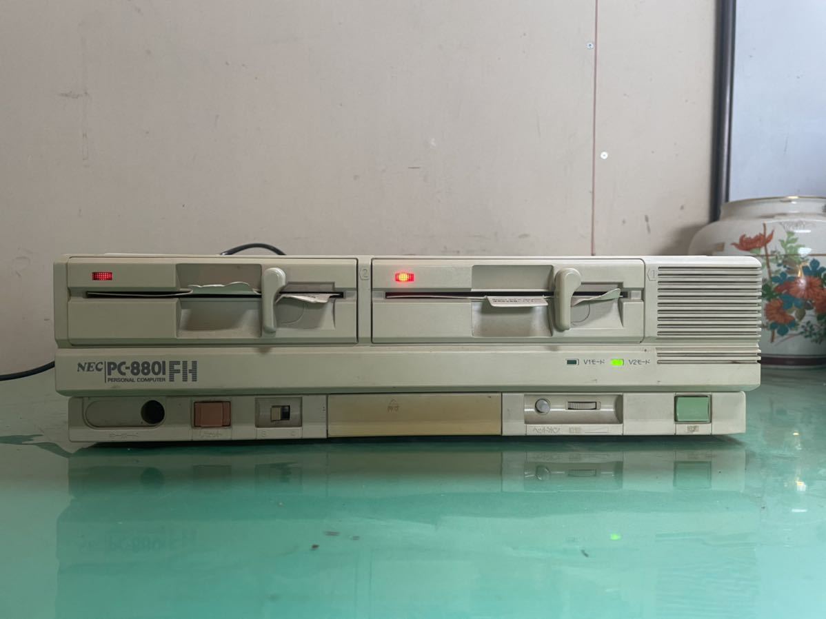 【通電のみOK】PC-8801MH本体 ジャンク扱いパソコン 修理前提品　部品取 NEC - Yahoo!オークション PC-8801FH 本体のみ 通電確認済 ジャンク